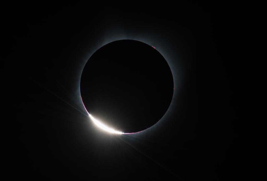 Last few moments before totality